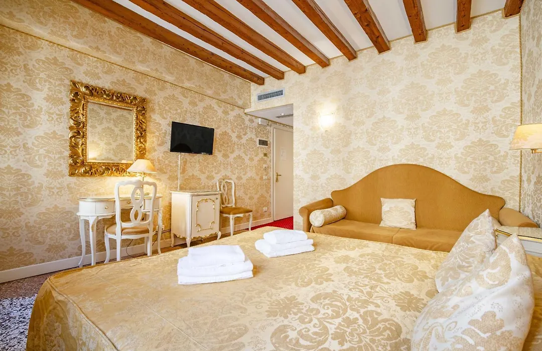 Residence Ca' di Malta Arsenale by Wonderful Italy-1